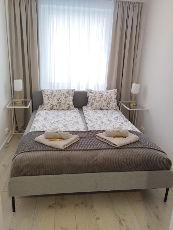 Moon Apartment Wroclaw Ngoại thất bức ảnh